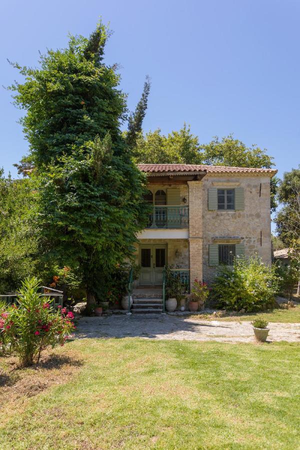 Jianni's - Stone In The Greenery!! Ferienhaus *